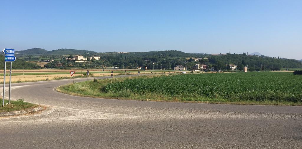 Rosso Porpora Villa Colle Umberto  ภายนอก รูปภาพ