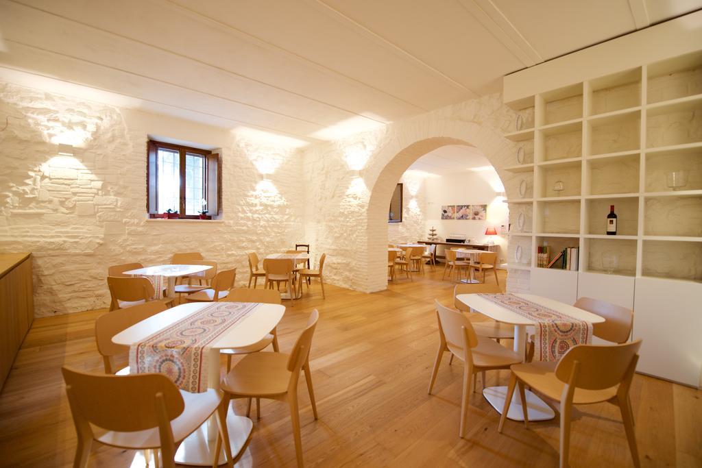 Rosso Porpora Villa Colle Umberto  ภายนอก รูปภาพ