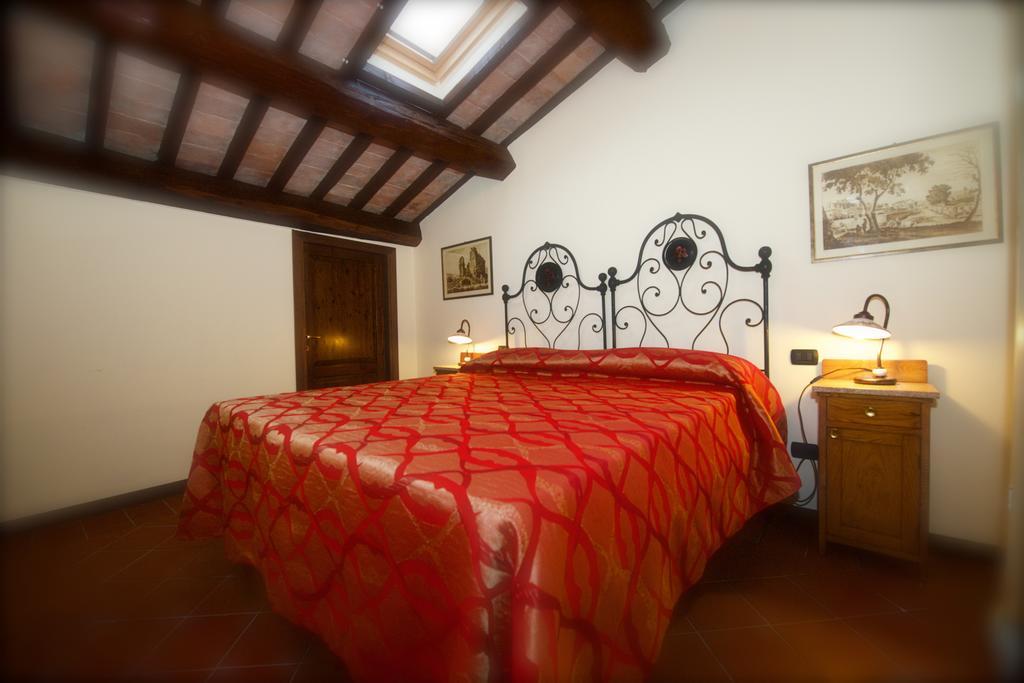 Rosso Porpora Villa Colle Umberto  ภายนอก รูปภาพ