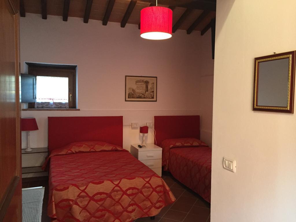 Rosso Porpora Villa Colle Umberto  ภายนอก รูปภาพ
